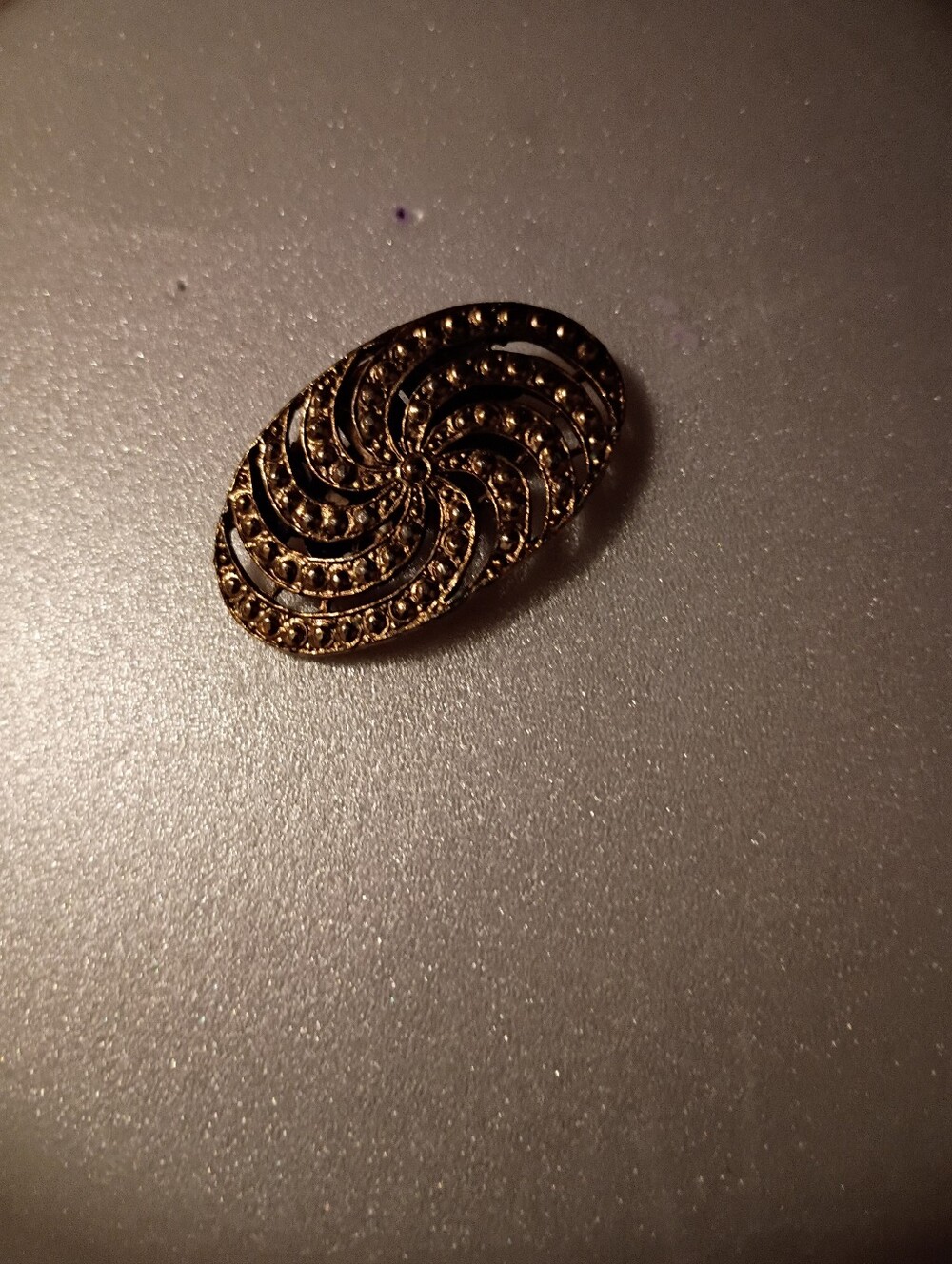 Bluette Vintage Estate Dress Clip One Goldtone 1.25 In Fur Scarf Pin Spiral